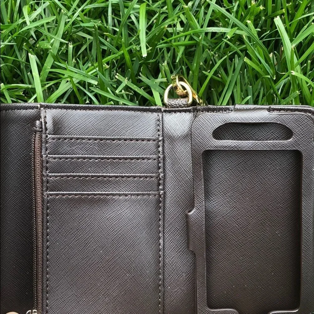 Vintage Michael Kors iPhone 5 wristlet